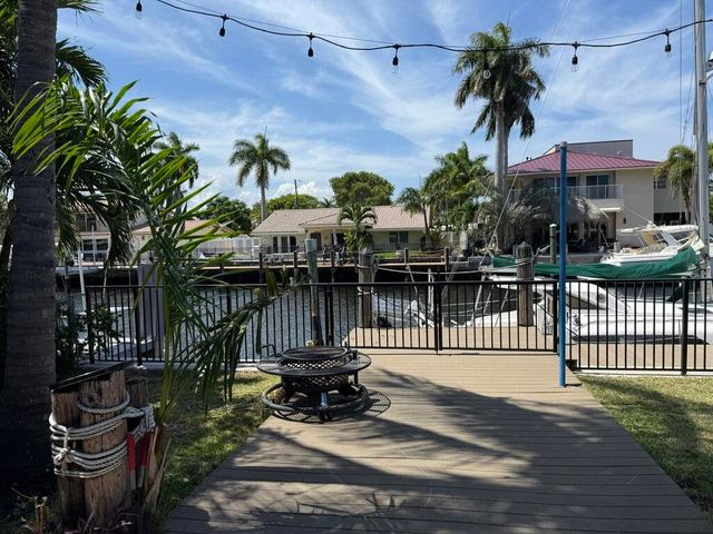 11 SUNSET Lane, Lauderdale-By-The-Sea, Lauderdale By The Sea, FL 33062
