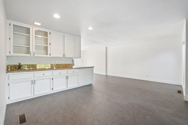 100 Crestridge, Folsom, CA 95630