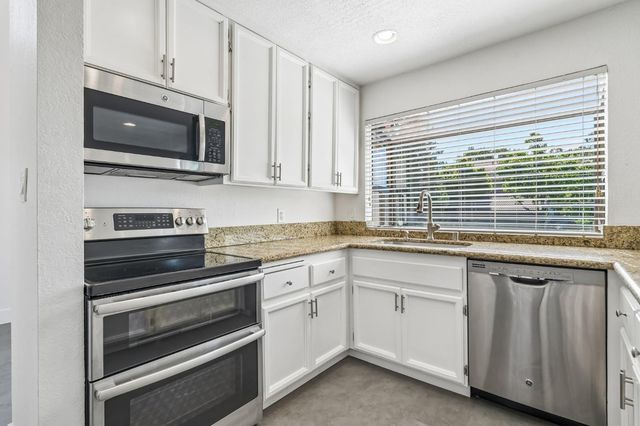 100 Crestridge, Folsom, CA 95630