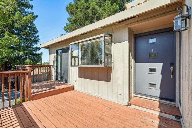 100 Crestridge, Folsom, CA 95630