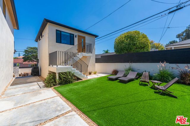 6000 W 75th Street, Los Angeles, CA 90045