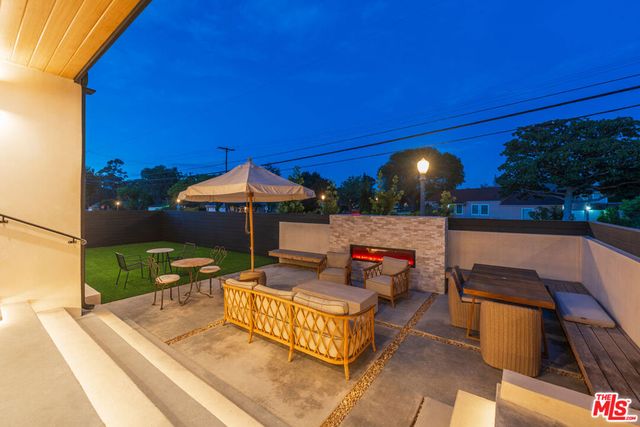 6000 W 75th Street, Los Angeles, CA 90045