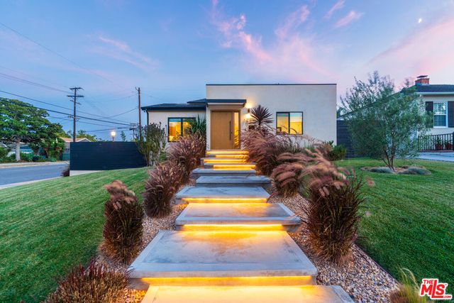 6000 W 75th Street, Los Angeles, CA 90045