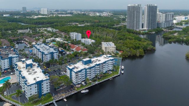 16518 NE 26th Ave 202, North Miami Beach, FL 33160