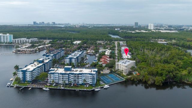16518 NE 26th Ave 202, North Miami Beach, FL 33160