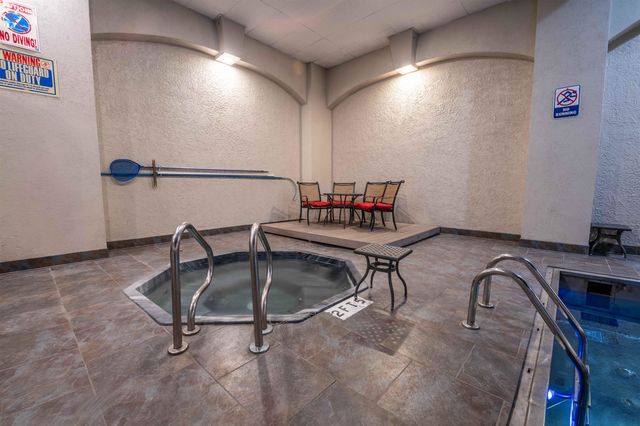 109 N Main St Apt 507, Memphis, TN 38103