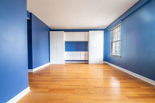 109 N Main St Apt 507, Memphis, TN 38103