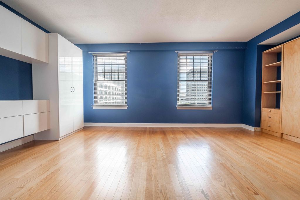 109 N Main St Apt 507, Memphis, TN 38103