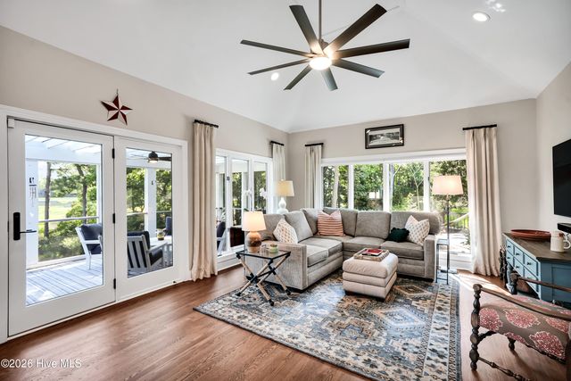 801 Oyster Landing, Wilmington, NC 28405