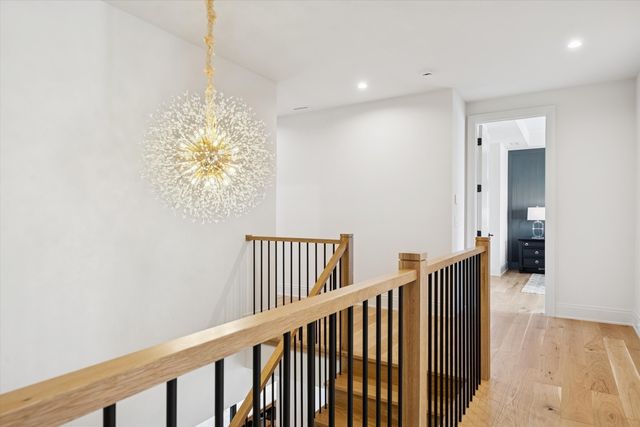 377 S Prairie Avenue, Elmhurst, IL 60126