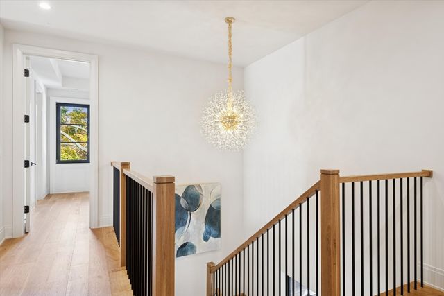 377 S Prairie Avenue, Elmhurst, IL 60126