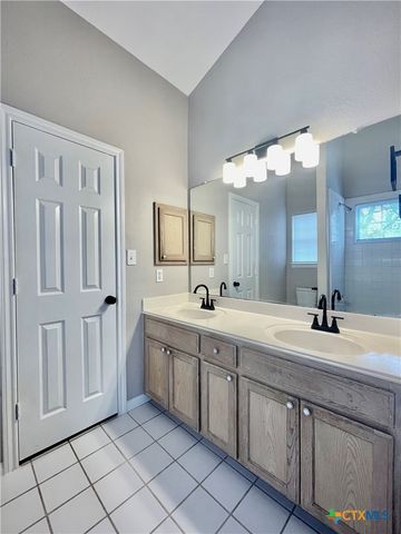 2003 Ramona Circle, San Marcos, TX 78666