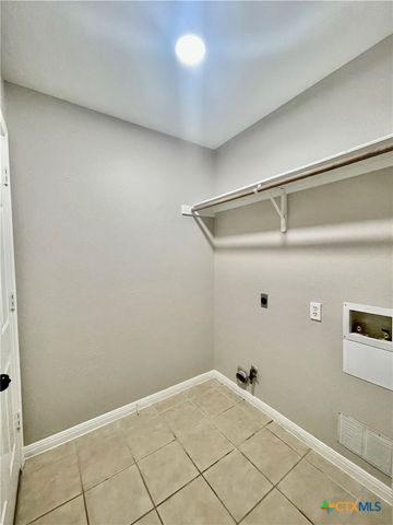2003 Ramona Circle, San Marcos, TX 78666