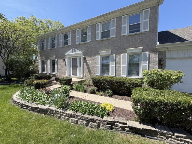712 N Victoria Drive, Palatine, IL 60074