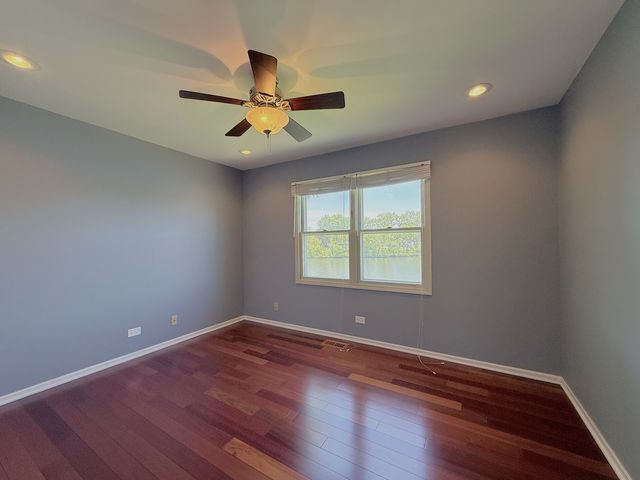 712 N Victoria Drive, Palatine, IL 60074
