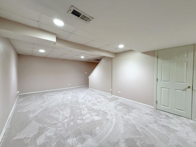 712 N Victoria Drive, Palatine, IL 60074