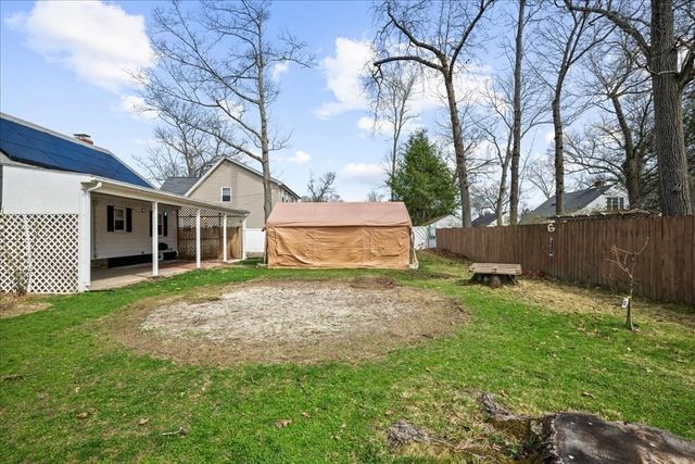 19 Oakwood Ave, Auburn, MA 01501