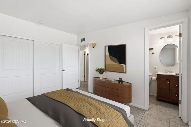 6550 E Calle Luna, Tucson, AZ 85710