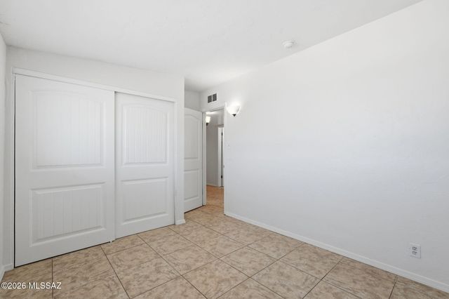 6550 E Calle Luna, Tucson, AZ 85710