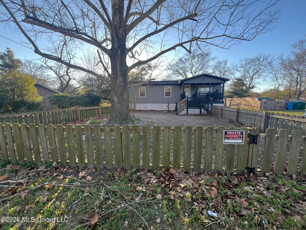 2007 Hester Street, Pascagoula, MS 39581