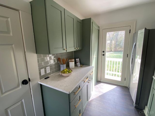 2217 Crane Avenue, Cincinnati, OH 45207