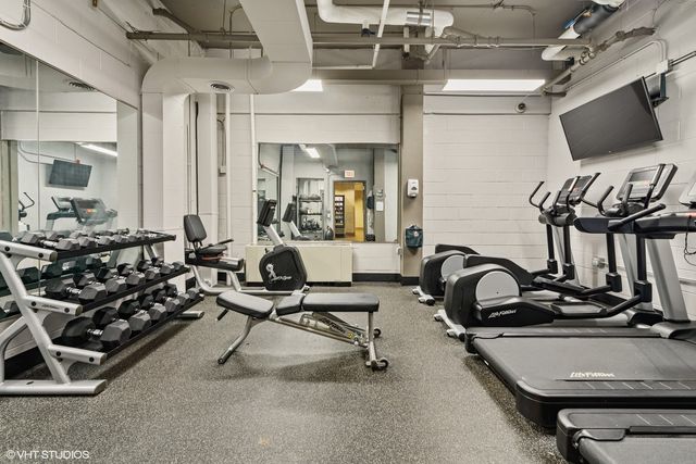 1850 N Clark Street 2104, Chicago, IL 60614