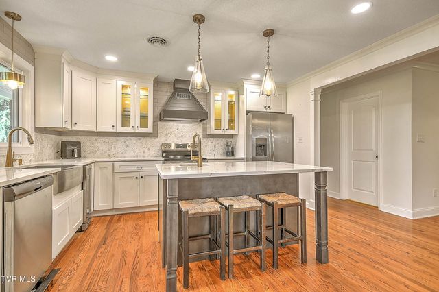 14127 King Mill Pike, Bristol, VA 24202