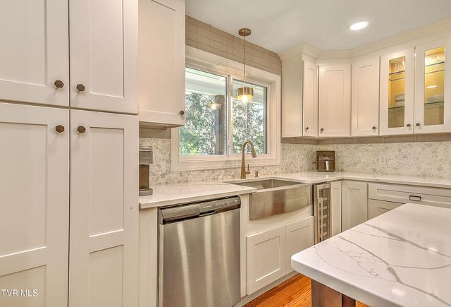 14127 King Mill Pike, Bristol, VA 24202
