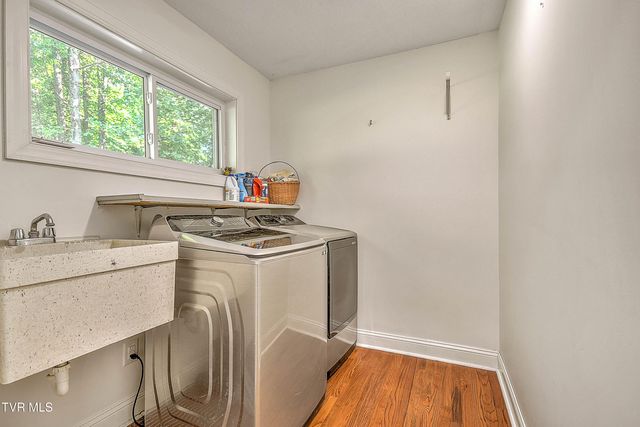 14127 King Mill Pike, Bristol, VA 24202