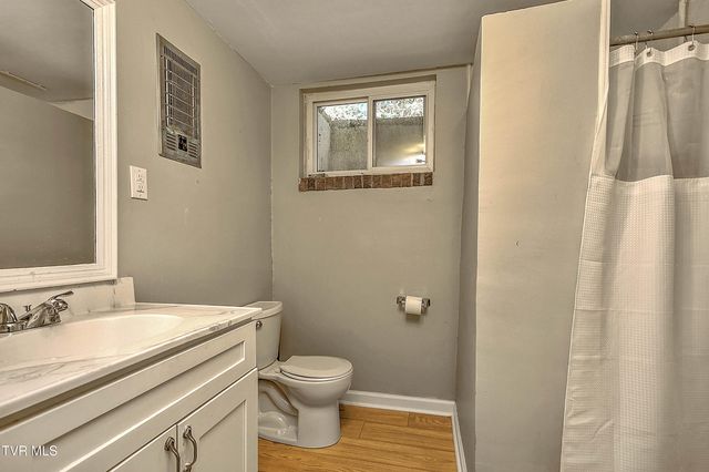 14127 King Mill Pike, Bristol, VA 24202