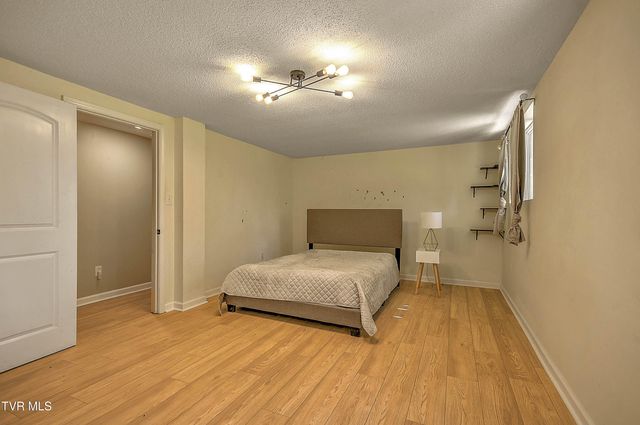 14127 King Mill Pike, Bristol, VA 24202