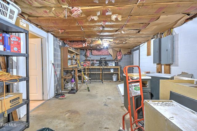 14127 King Mill Pike, Bristol, VA 24202