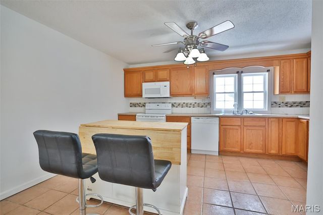 3421 Badley Avenue, Alton, IL 62002