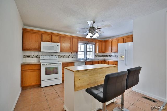 3421 Badley Avenue, Alton, IL 62002