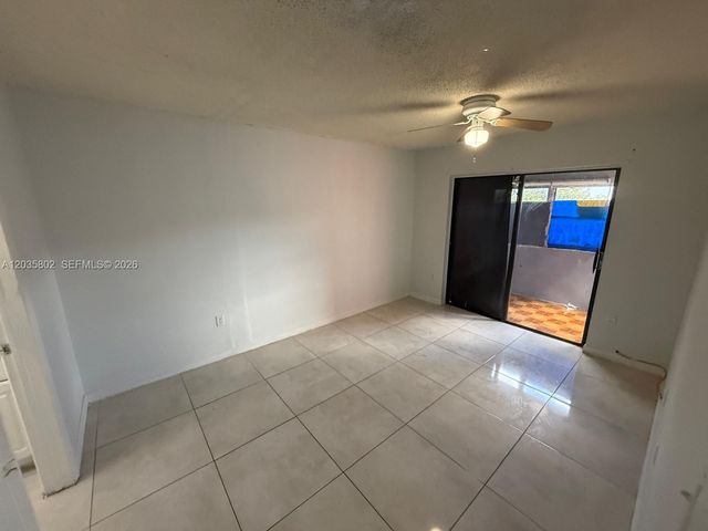 6675 W 4th Avenue 402, Hialeah, FL 33012