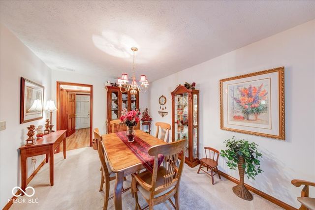 2371 Willow Lakes E Boulevard, Greenwood, IN 46143