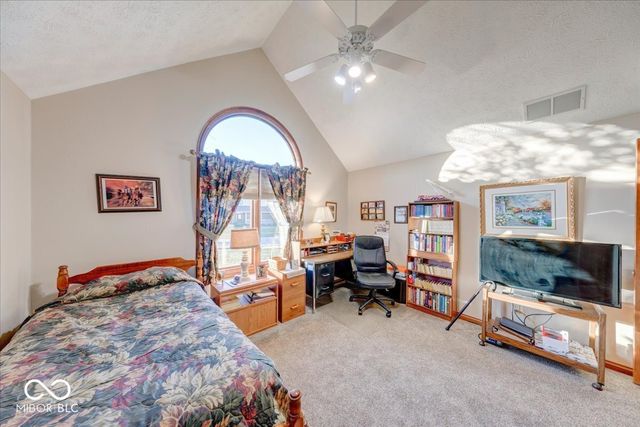 2371 Willow Lakes E Boulevard, Greenwood, IN 46143