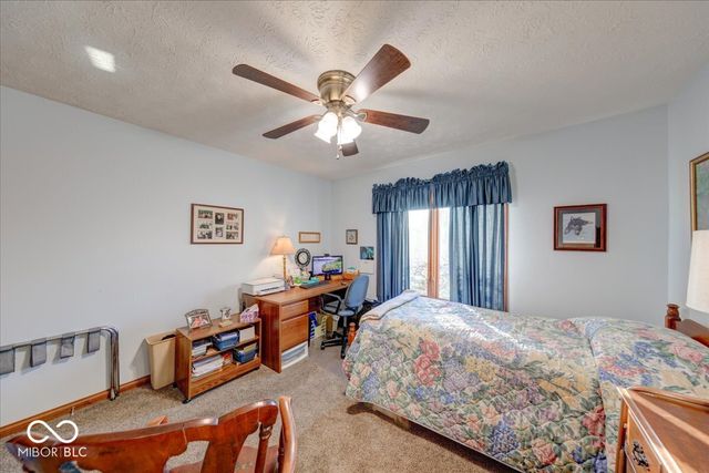 2371 Willow Lakes E Boulevard, Greenwood, IN 46143