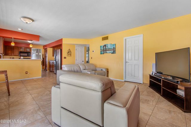 11488 N Ingot Loop, Tucson, AZ 85737