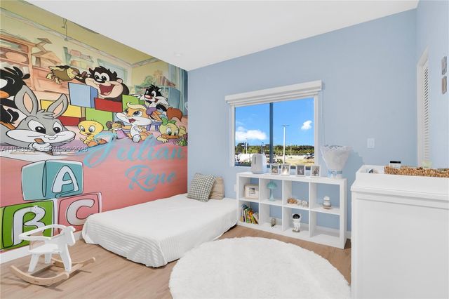 287 NW 13th Pl, Florida City, FL 33034