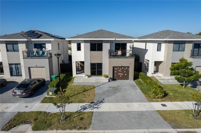 287 NW 13th Pl, Florida City, FL 33034