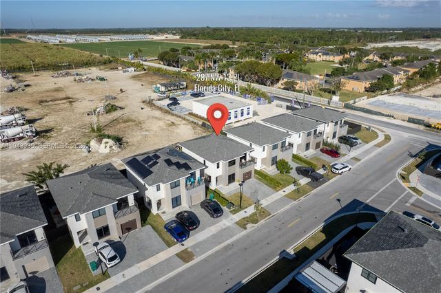 287 NW 13th Pl, Florida City, FL 33034