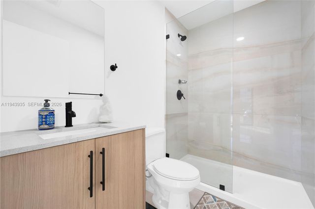 287 NW 13th Pl, Florida City, FL 33034