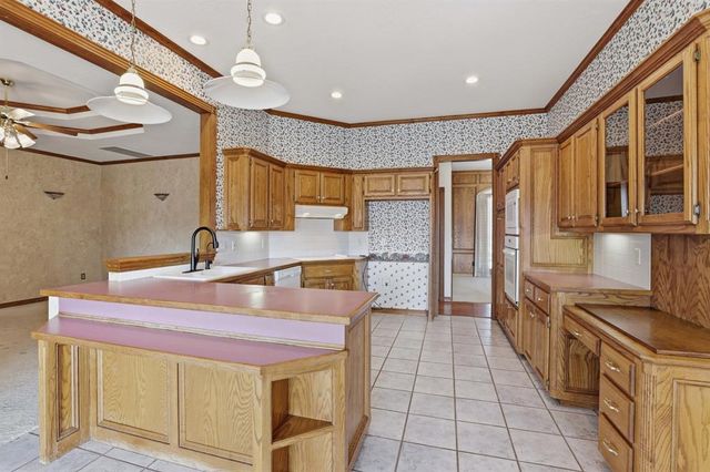 1414 E Twin Brook Terrace, Mustang, OK 73064