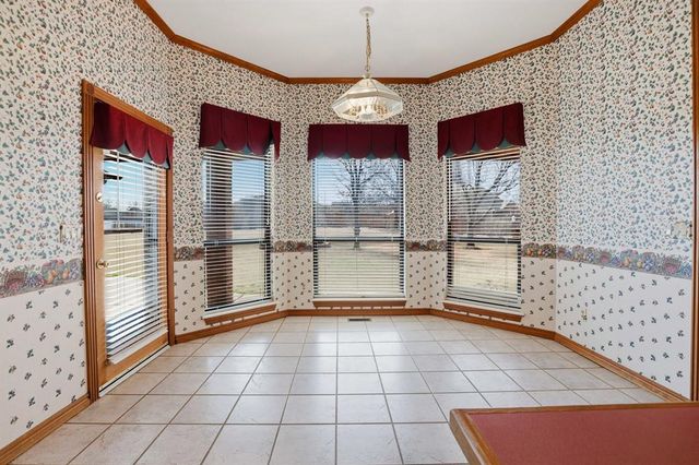 1414 E Twin Brook Terrace, Mustang, OK 73064