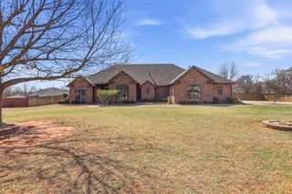 1414 E Twin Brook Terrace, Mustang, OK 73064