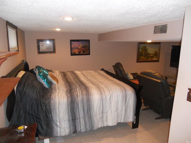 212 West Street, New Haven, IN 46774