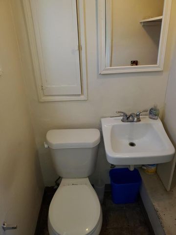 321 Hawthorne Street, Salinas, CA 93901