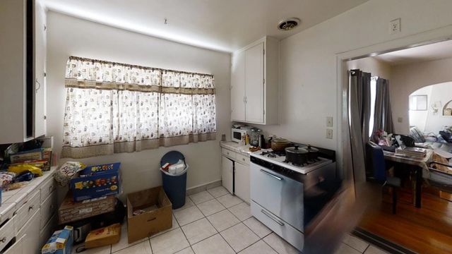 321 Hawthorne Street, Salinas, CA 93901