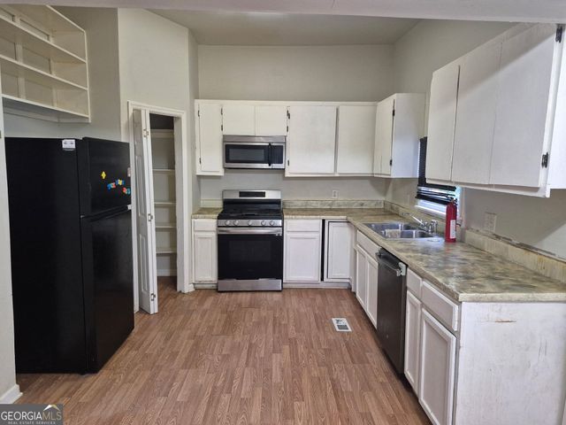 1740 5th Avenue W, Macon, GA 31201